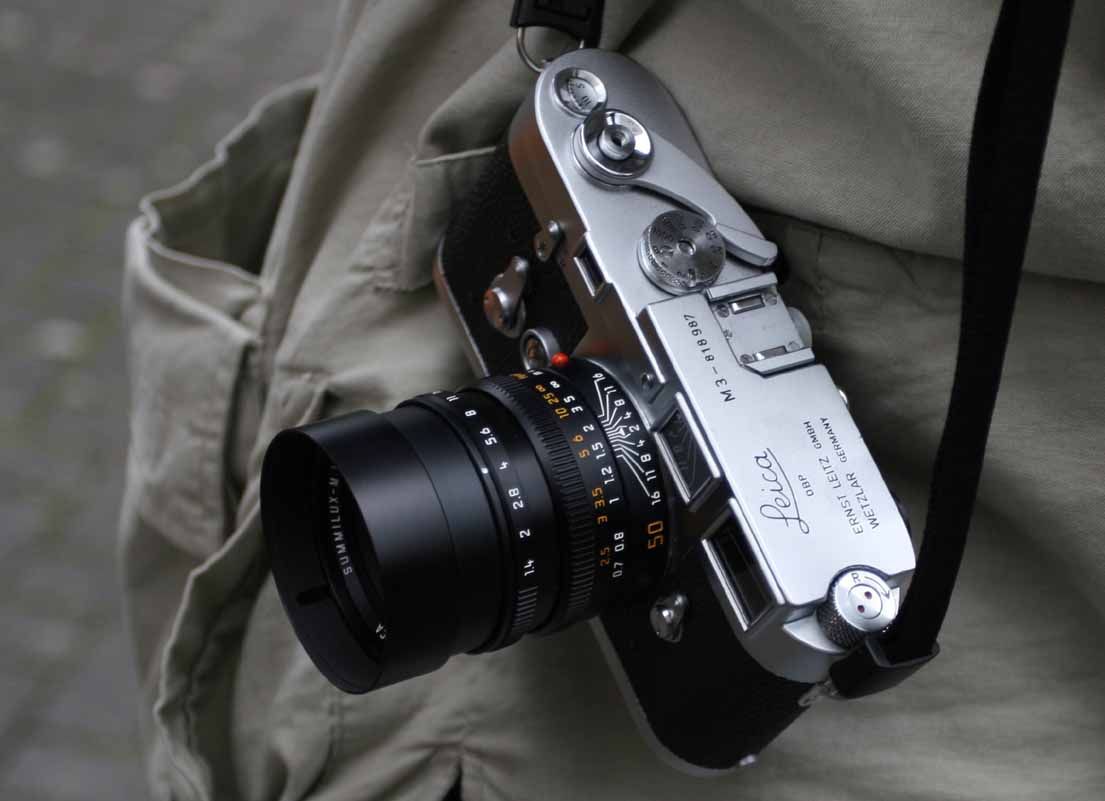 Leica M3 coupled with the f/1.4 50mm Summilux-M ASPH designed by Peter Karbe. © jmse